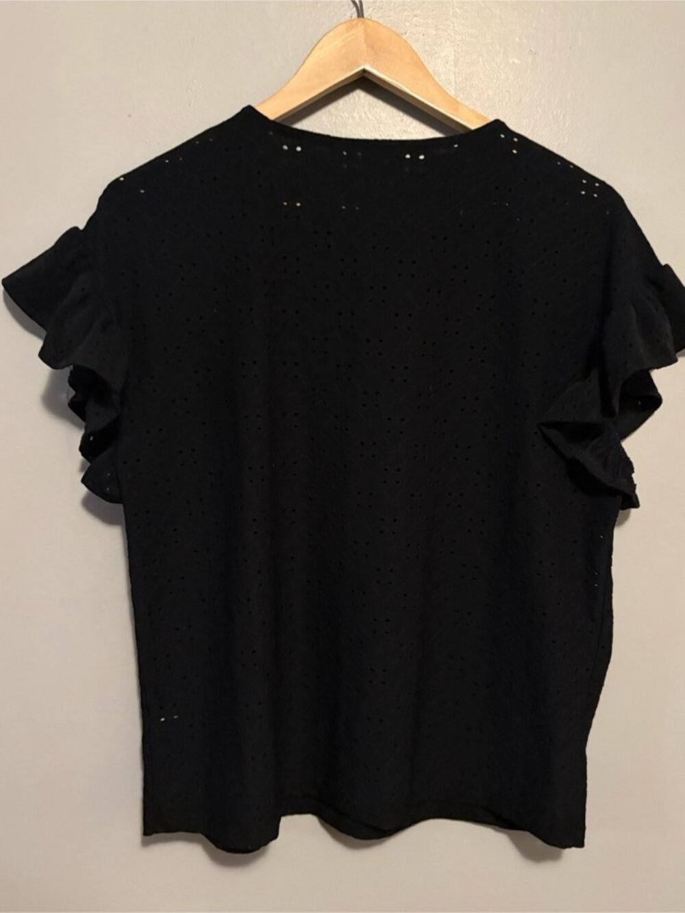 Ruffle Sleeve Eyelet Blouse - Picture 2 of 2
